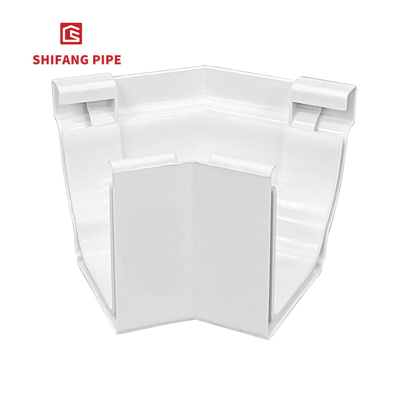 פינת PVC 135 מעלות חיצונית