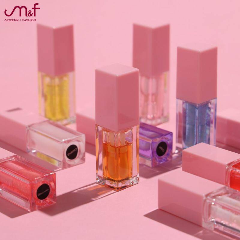 বোমা শিনি লিপগ্লাস ব্র্যান্ডেড