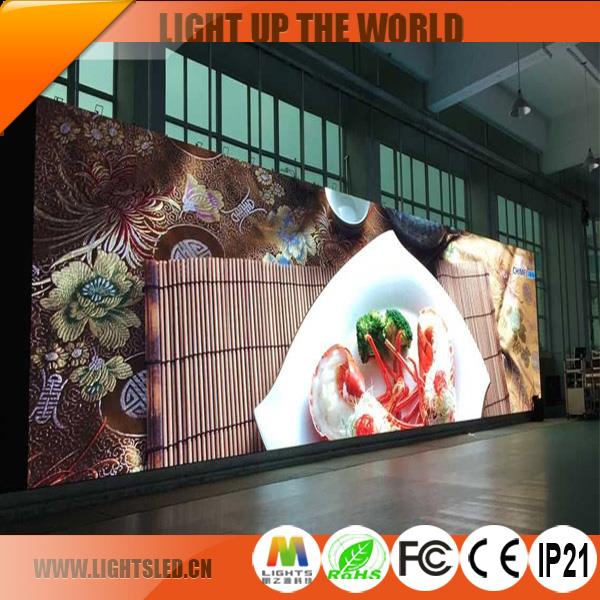 P2.5 Indoor LED Bar Bottle Display of Liquor Screen