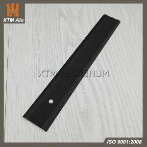 Metallist üleminekribad põrandakattega vaipkatk