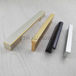 キャビネットや引き出し用のハードウェア