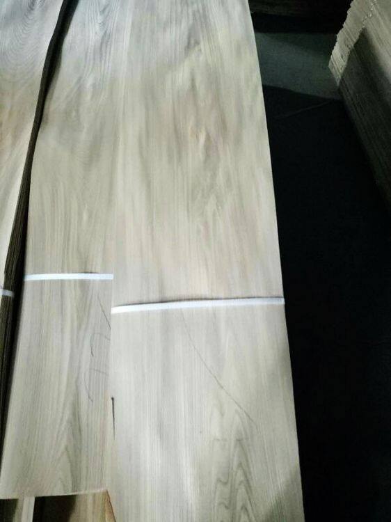 Sliced Elm Veneer