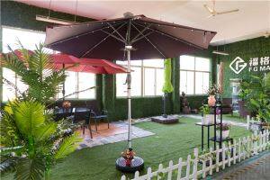 Middle Column Misting Umbrella