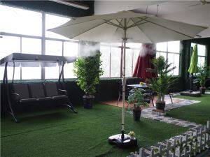 Middle Column Round Outdoor Umbrella