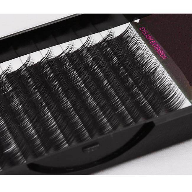 Kolayca Alınan Sentetik Kirpik Eklentileri