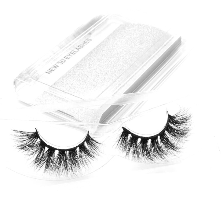 Natural Looking 3D Mink Lashes