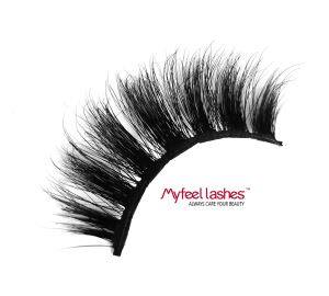 Норковые ресницы рядом со мной