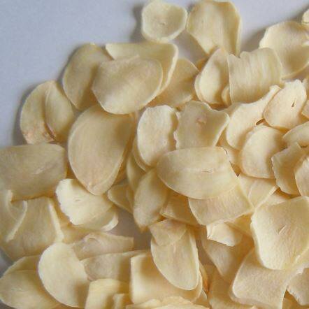Fiocchi di aglio disidratati