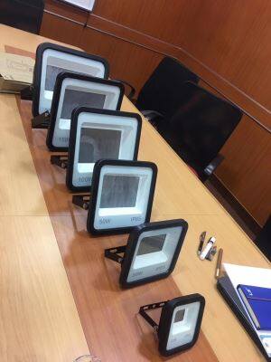 SMD Aluminum Die Casting Housing 20w 30w 50w 100w 150w 200w 300w Led Flood Light