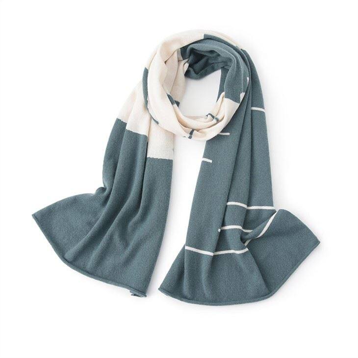 Customized Stylish Women Knitted Cashmere Scarf
