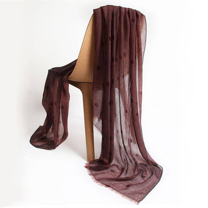 Dot Print fésült gyapjúsál