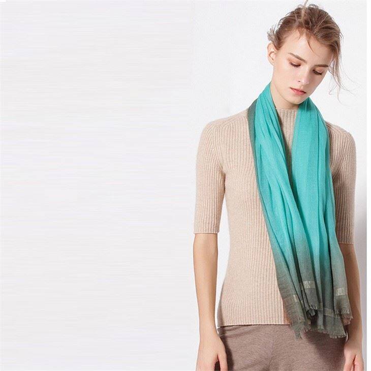Gradual Dip Dye Worsted Square Cashmere Scarf
