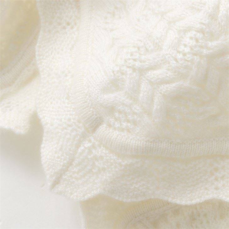 Hollowed-out Crochet Knitted Cashmere Triangle Scarf