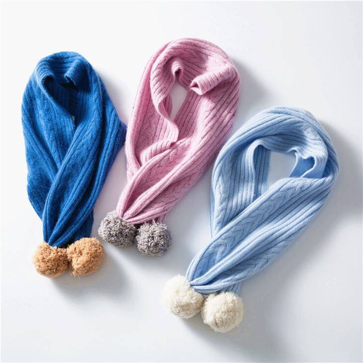 Дитячий кашеміровий в'язаний шарф з помпоном