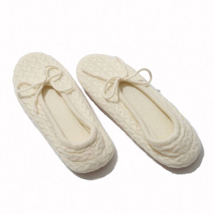Knitted 100% Cashmere Slippers