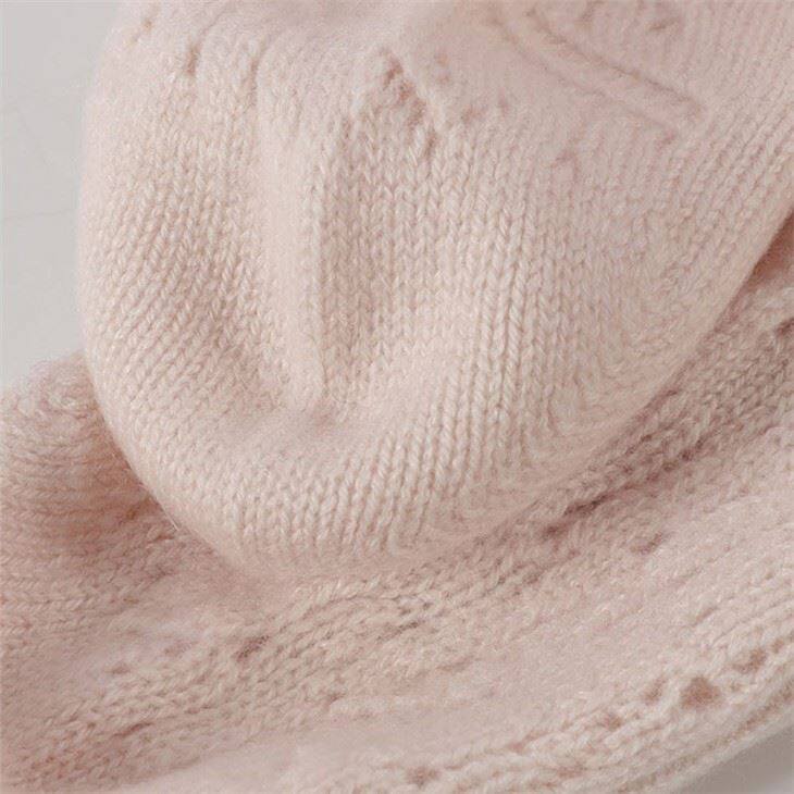 Lady Cable Knit Hollow Out Cashmere Socks