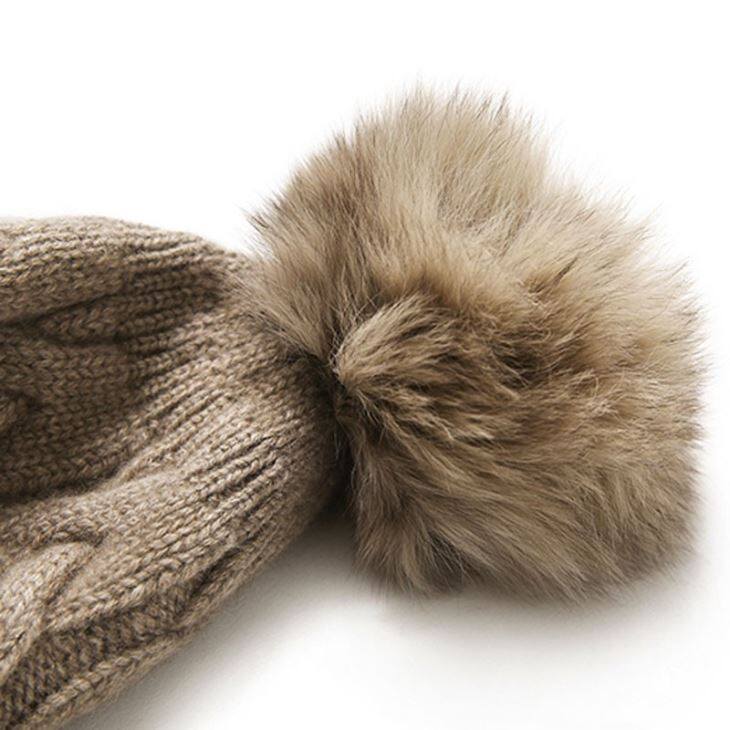 Lady Cable Knitted Ear Cap Beanie