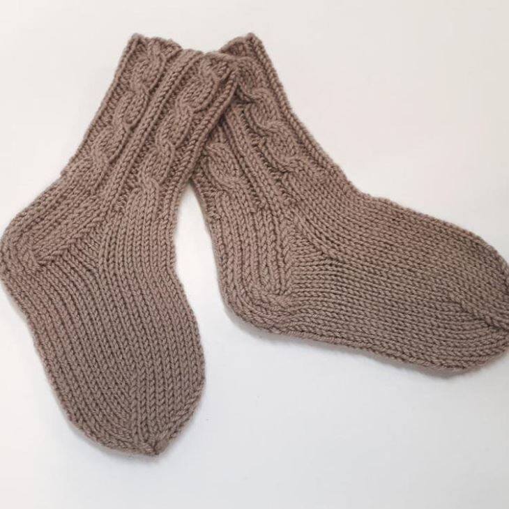 Newborn Baby Cashmere Cabled Booties