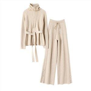ชุดเสื้อสเวตเตอร์และกางเกง Cashmere kint