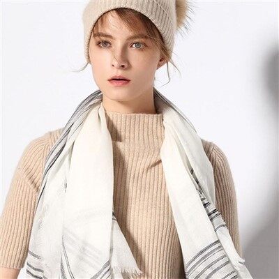 Yengil chegirmali kashmir sharf