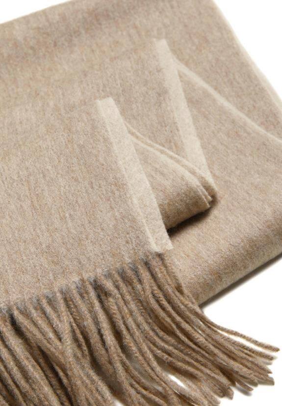Solid Color Wool Scarf With Tassel