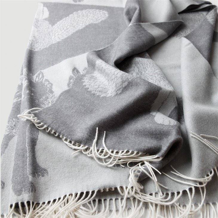 Twin Size Animal Pattern Jacquard Wool Blanket