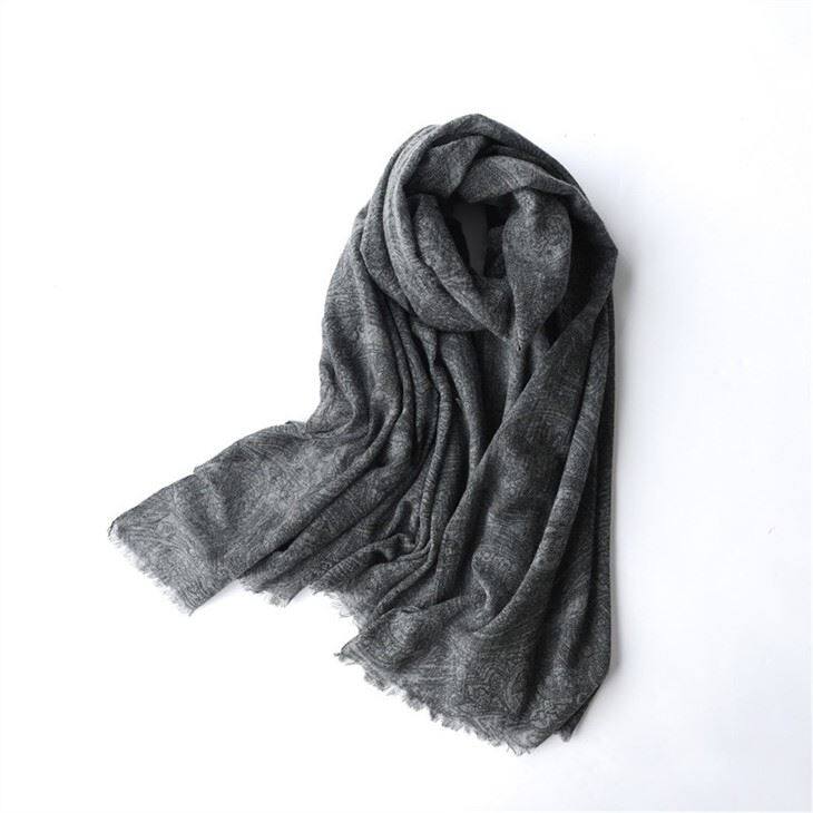 Ultra-thin Paisley Print Cashmere Scarf