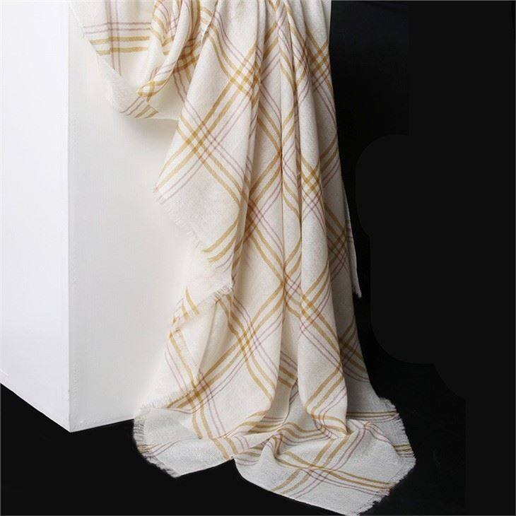 Versatile Checked Plaid Tartan Cashmere Scarf