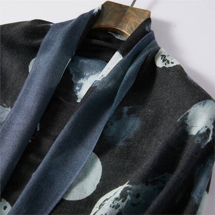 Women Spot Worsted Print Wool Scarf