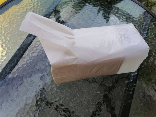 2 Ply V Fold Endurvinnt pappírshandklæði