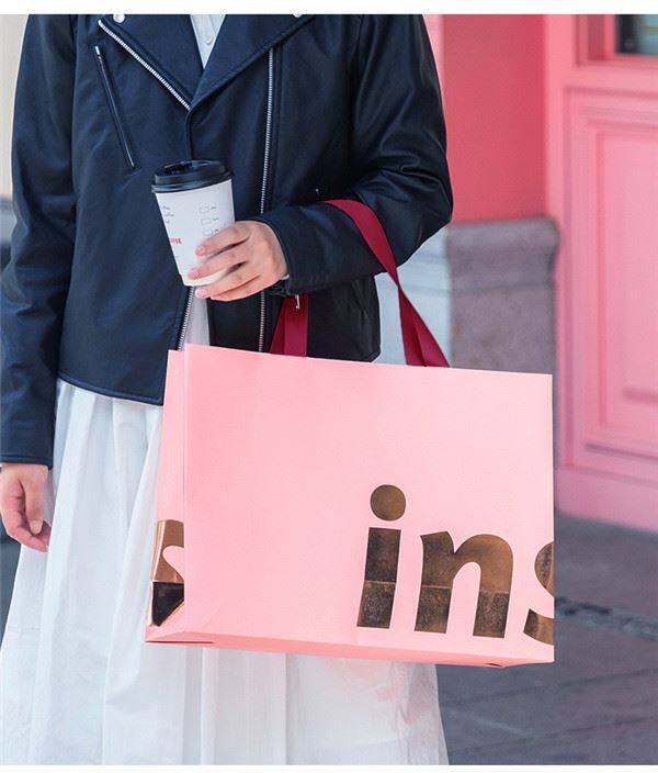 Індивідуальний подарунковий пакет