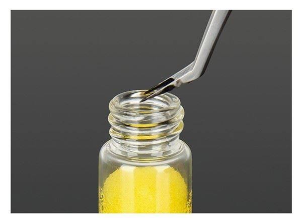 Lash Extension Tweezer Cleaner