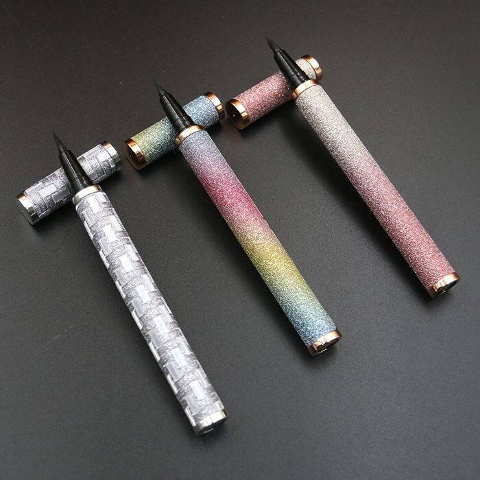 Skinnende pakning eyeliner lim pen