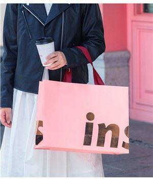 কাস্টমাইজড গিফট ব্যাগ