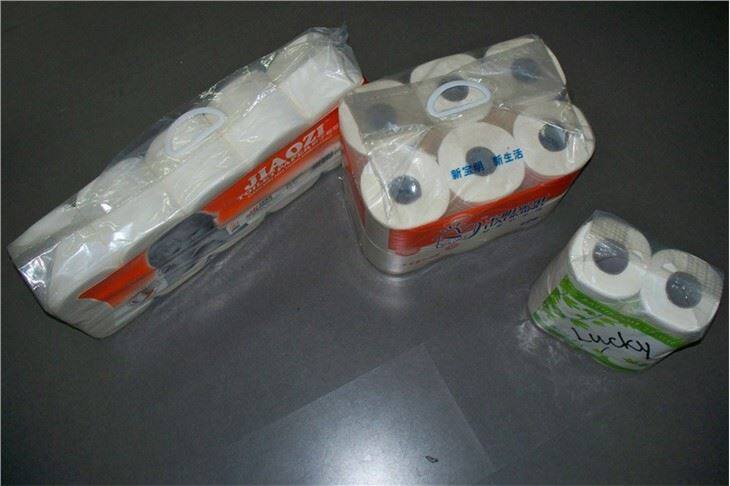 1 pack toilet paper with handle