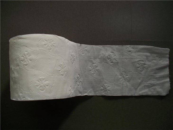 customized embossing patterned toilet tissue paper roll