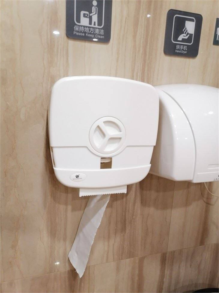 JRT Commercial Toilet Tissue For Public Use