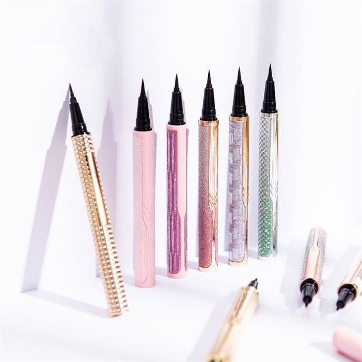 Adhesive eyeliner with drill