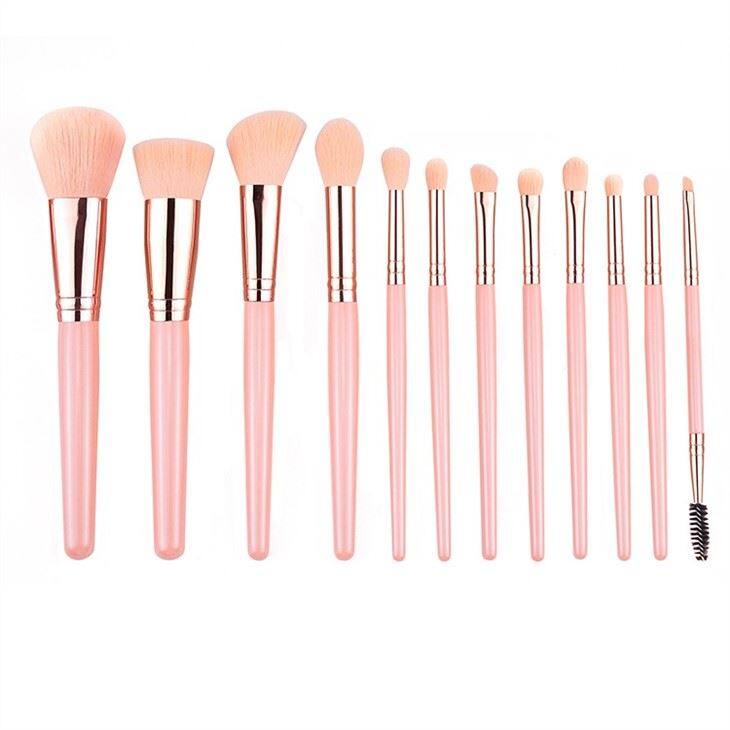 makeup brushes
