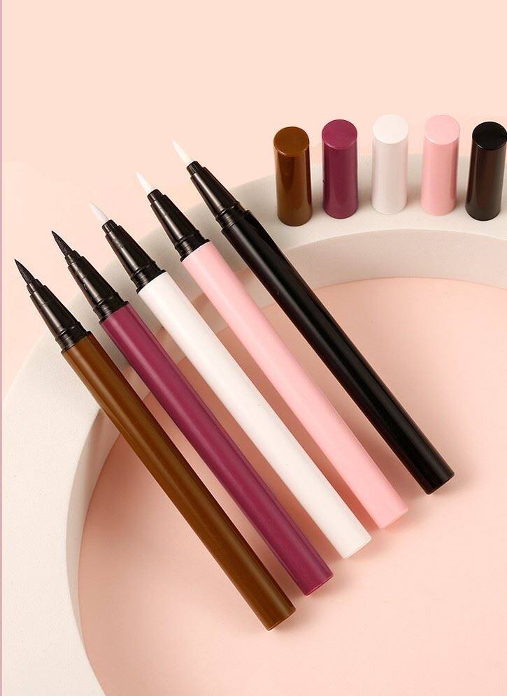 self adhesive eyeliners