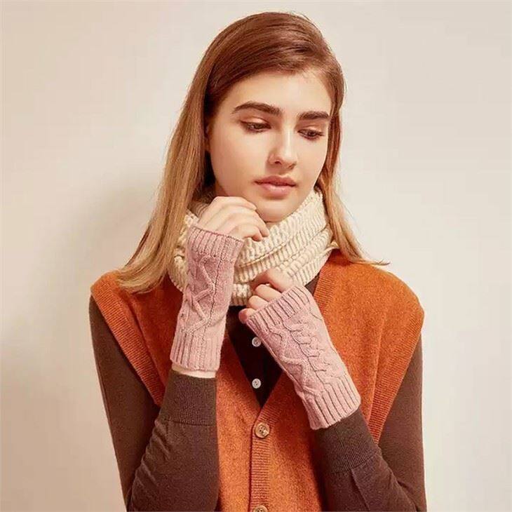 Ladies Luxury Knitted Half Finger Cashmere Gloves