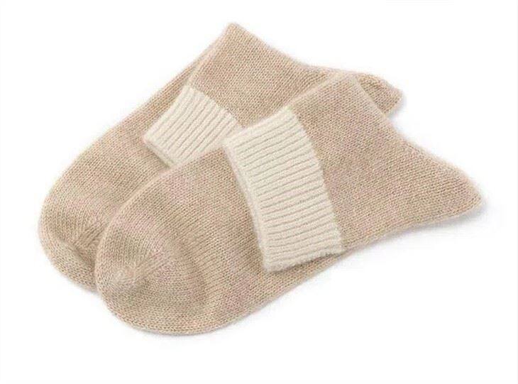 Plain Soft Seamless Straight Cashmere Socks