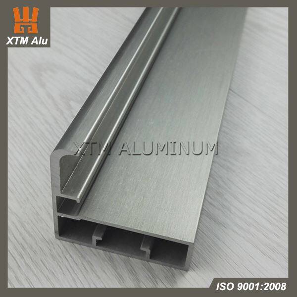 Profilé en aluminium pour portes de cuisine en verre