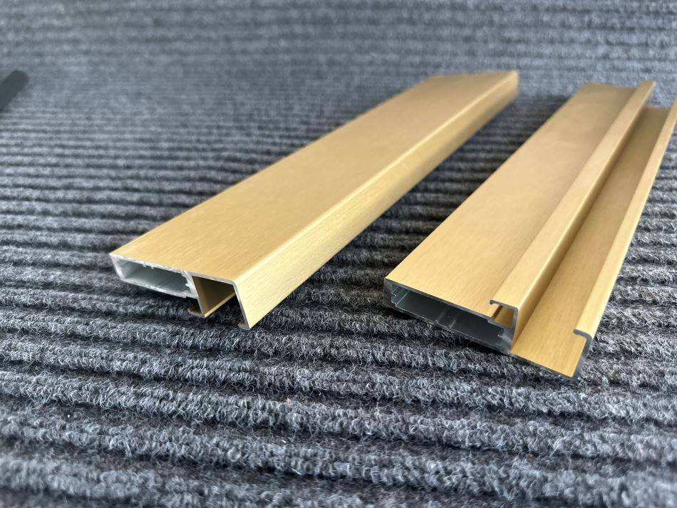 Profil de poignée en aluminium brossé doré