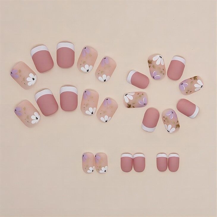 Short Press-on Nails Square Shape