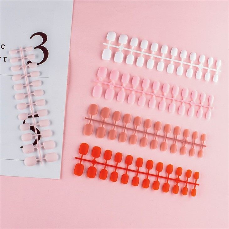 Short Press-on Nails Square Shape