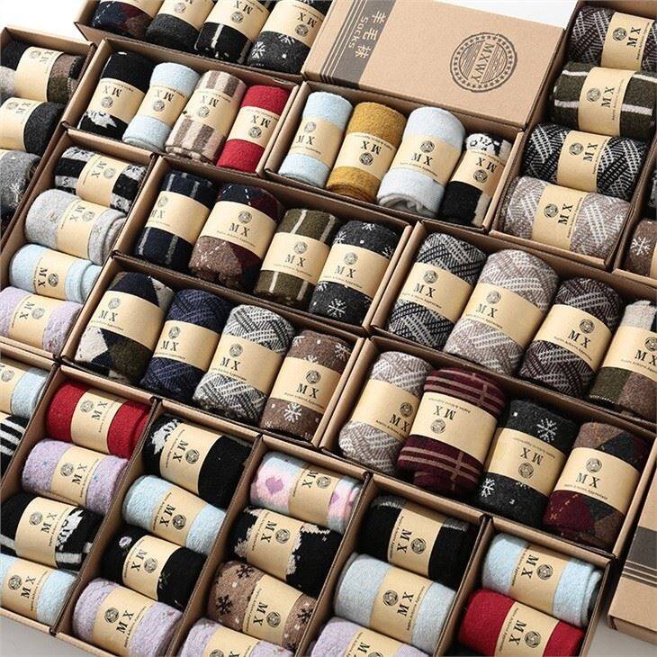 Custom Small Moq Unisex Striped Knitted Wool Sock