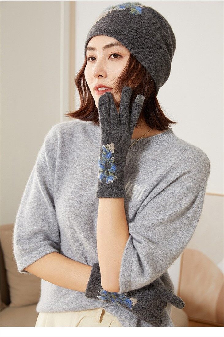 Knitted 100% Cashmere Mittens