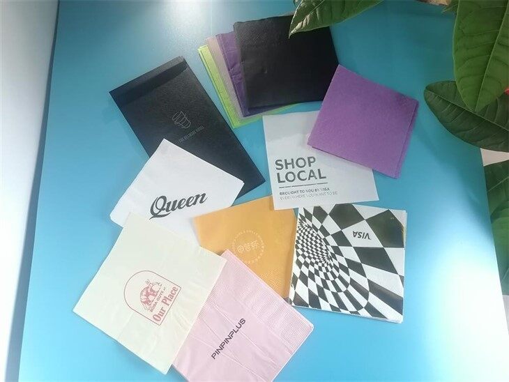 Black Serviettes Napkins With Printing