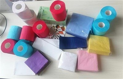 カラフルなティッシュペーパー